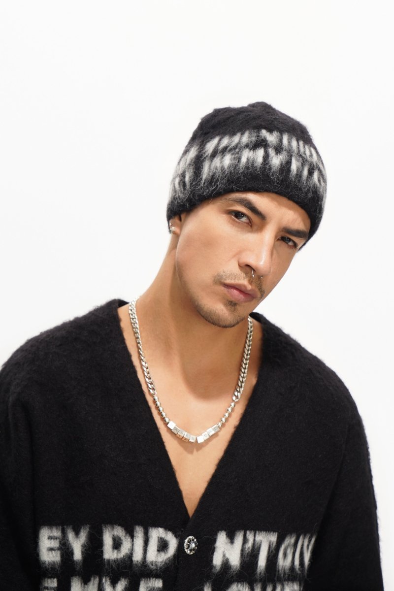 Zinnia Black Beanie - Valabasas