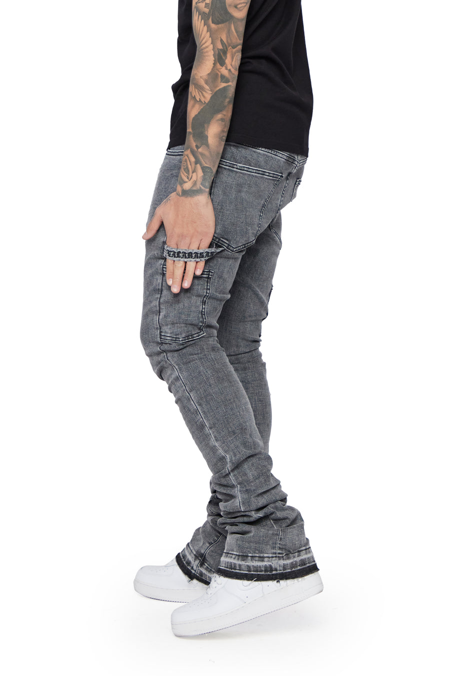 "MR. EXTENDO" LT. GREY WASHED STACKED FLARE JEAN
