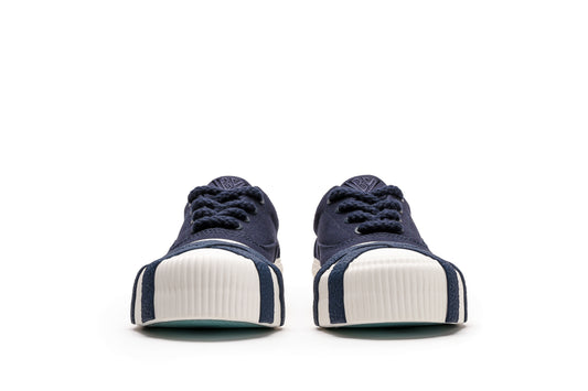 Twisted Metal 300 Navy White Sneakers