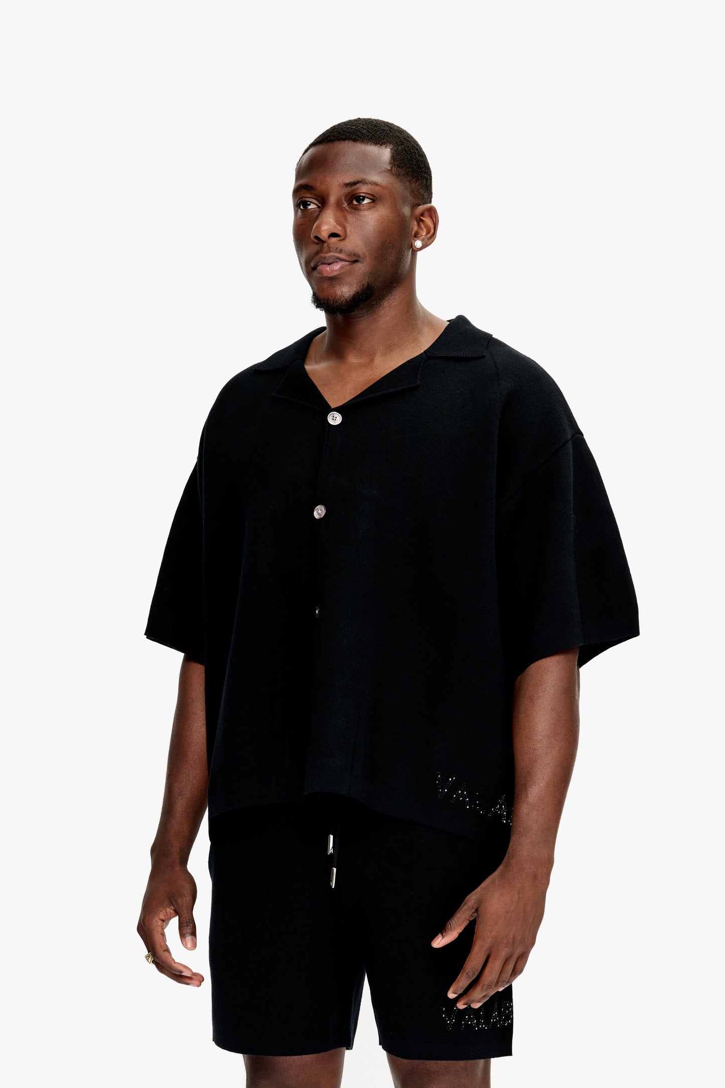 Dealbreaker Button Down Black