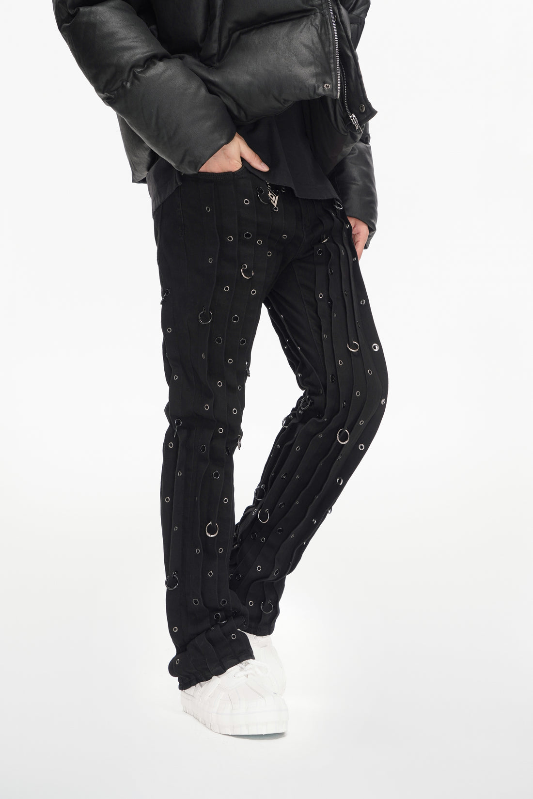 Gravity Black Stacked