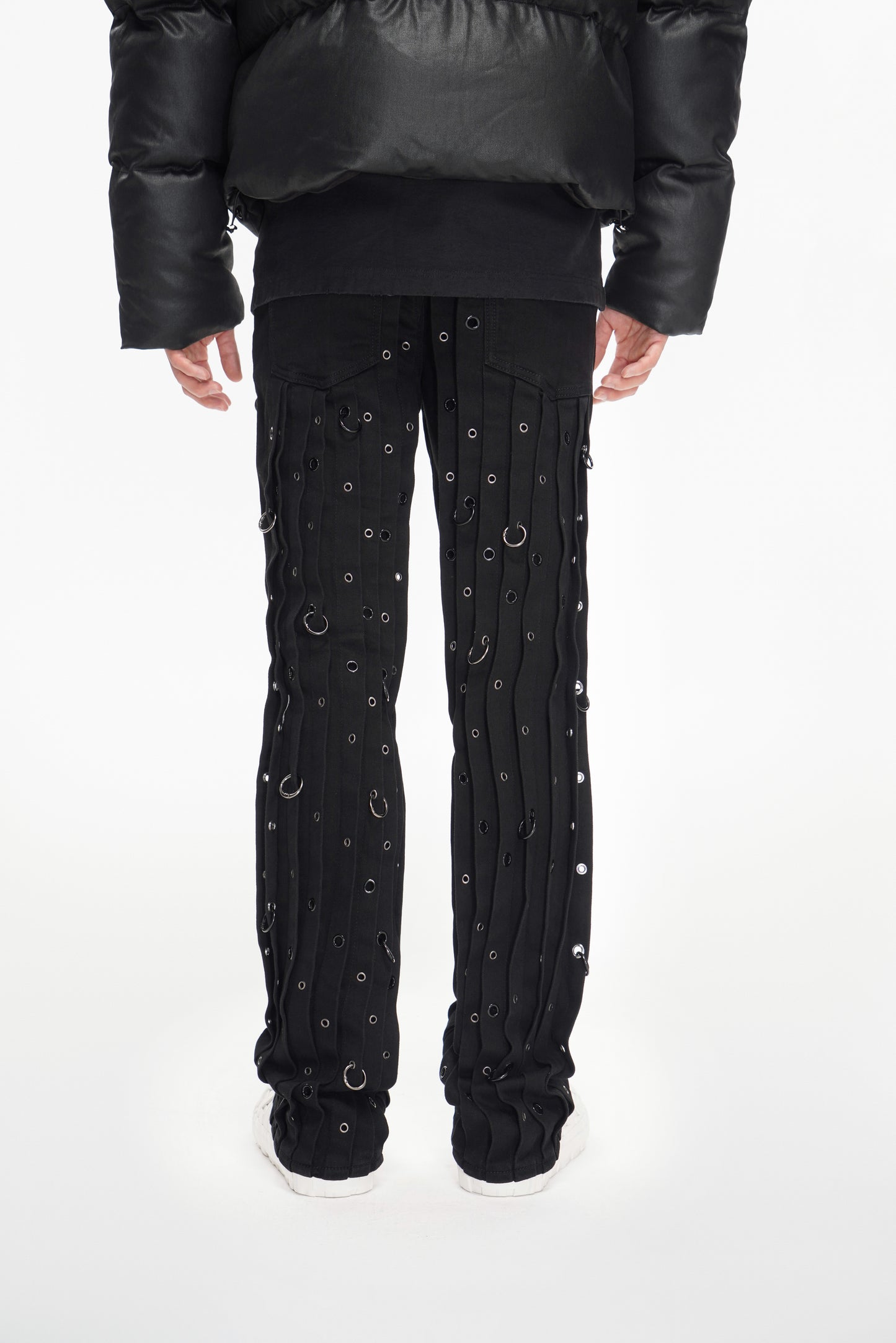 Gravity Black Stacked