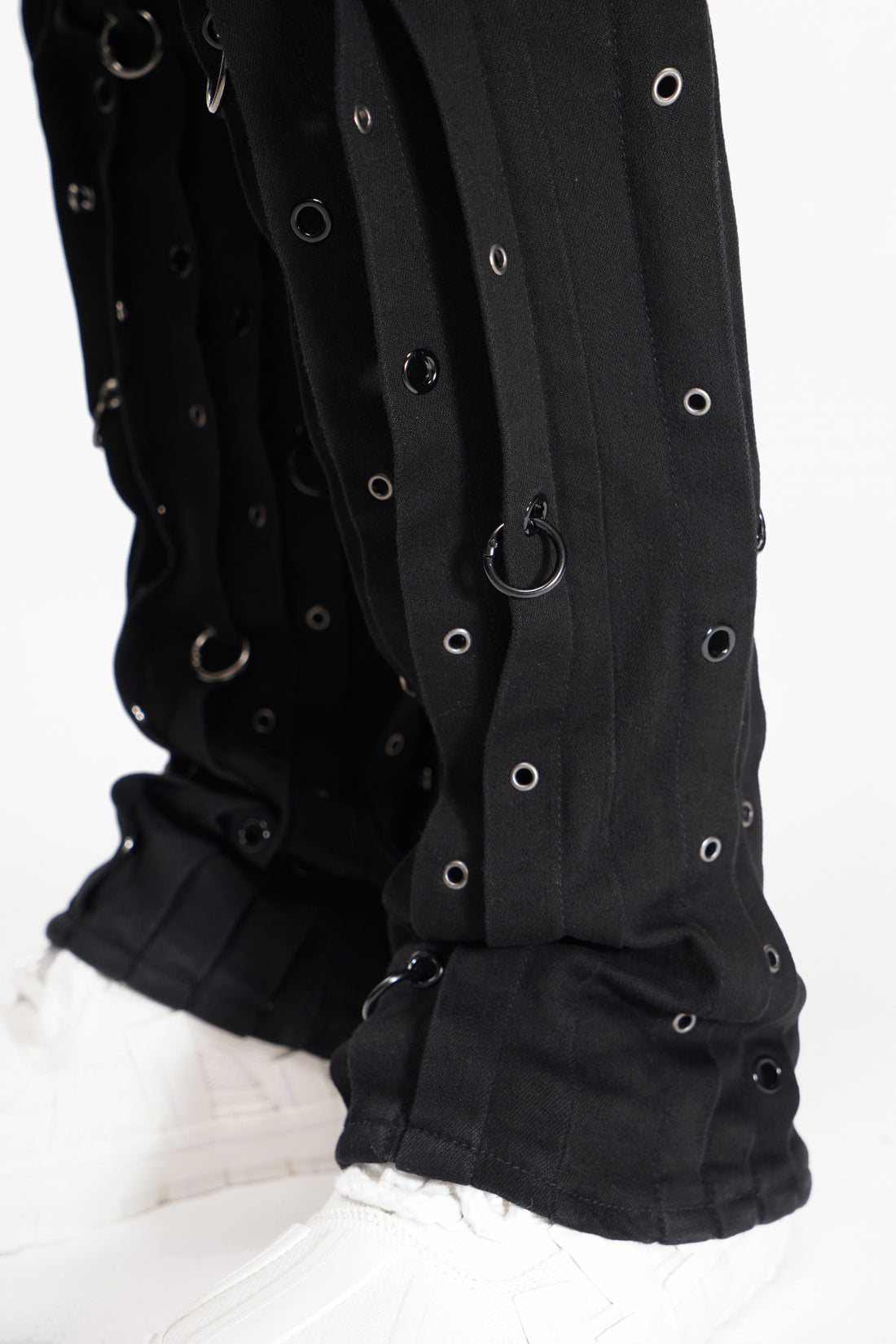 Gravity Black Stacked