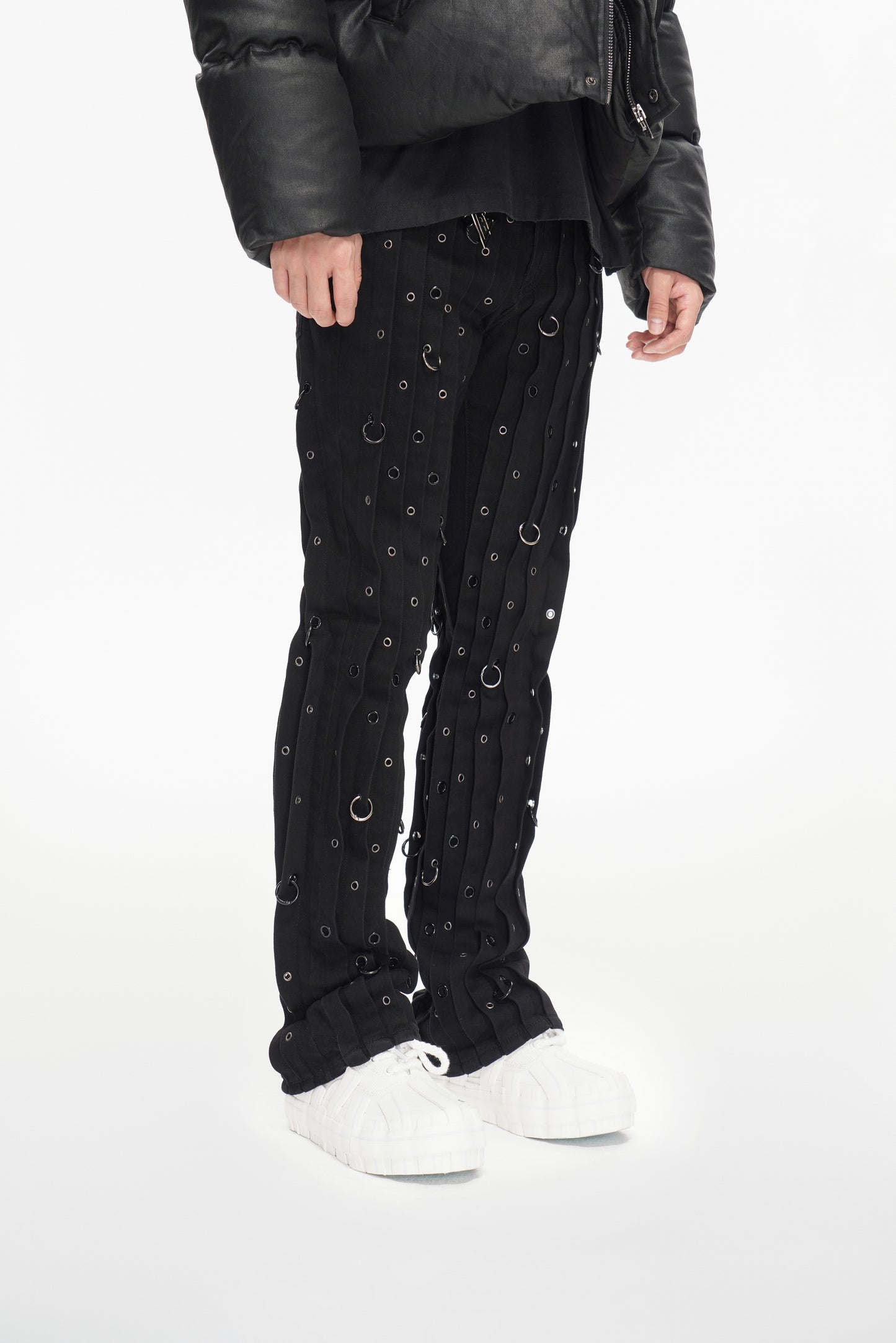 Gravity Black Stacked