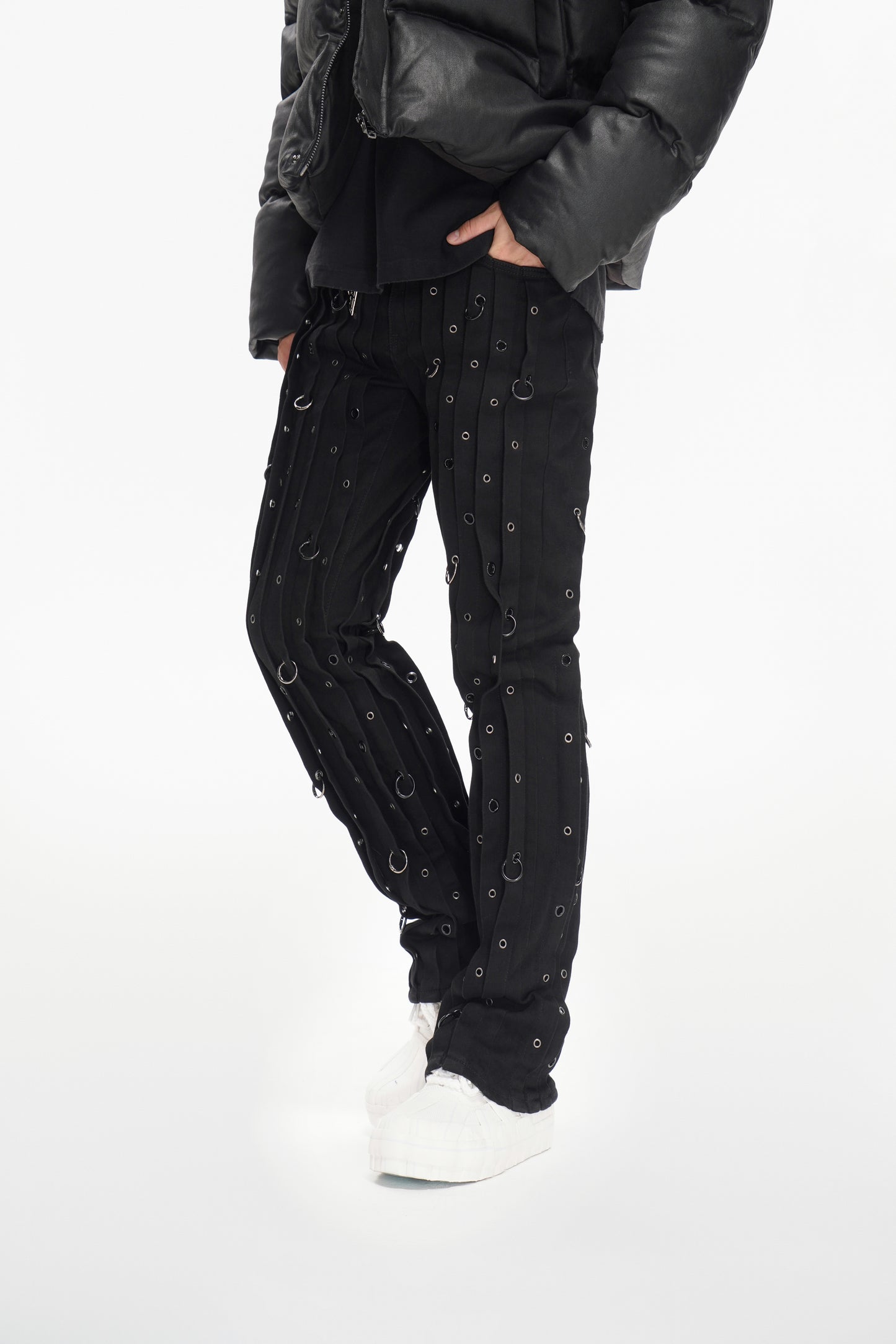 Gravity Black Stacked