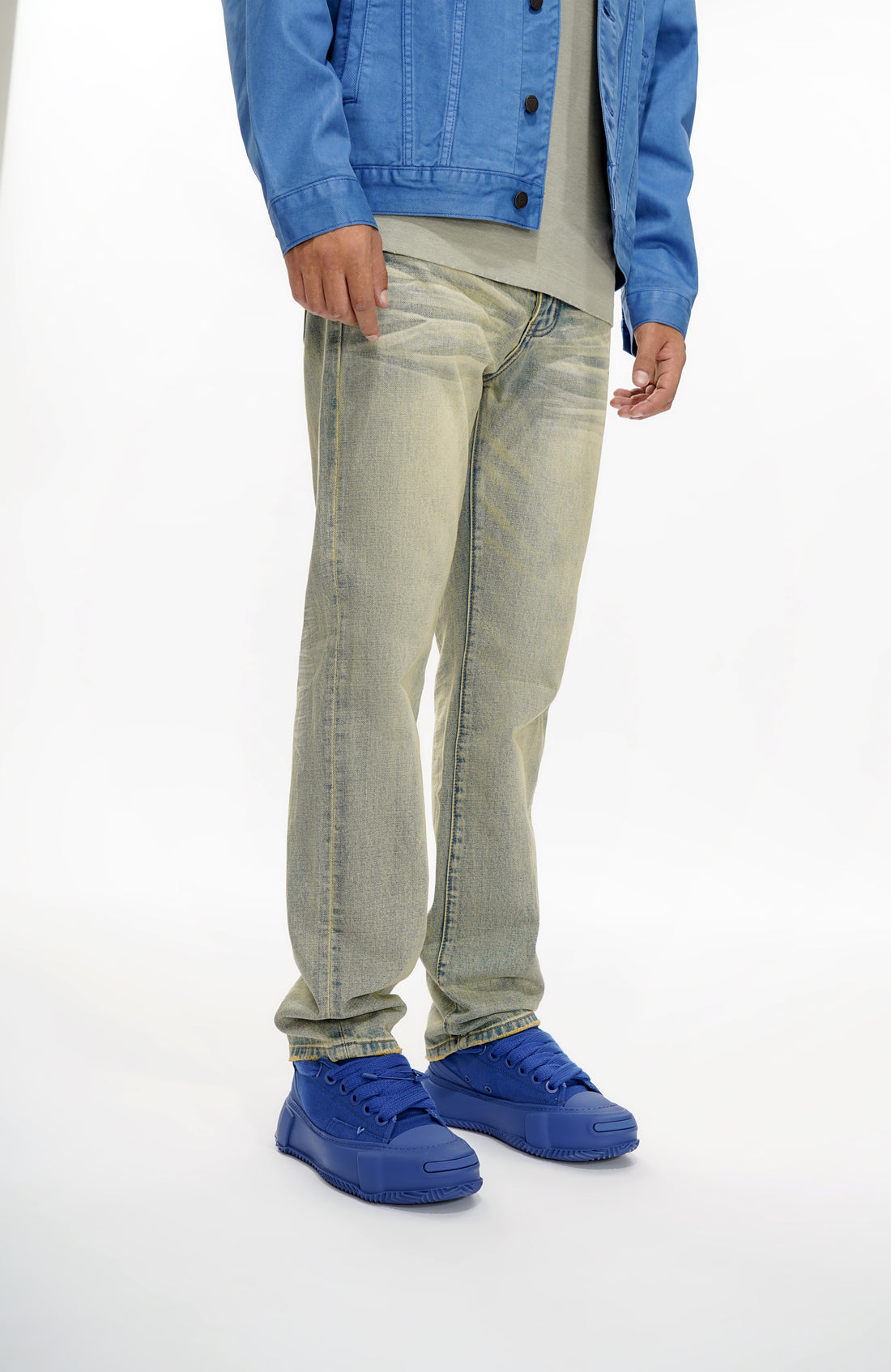 Different Vintage Wash Straight Jean