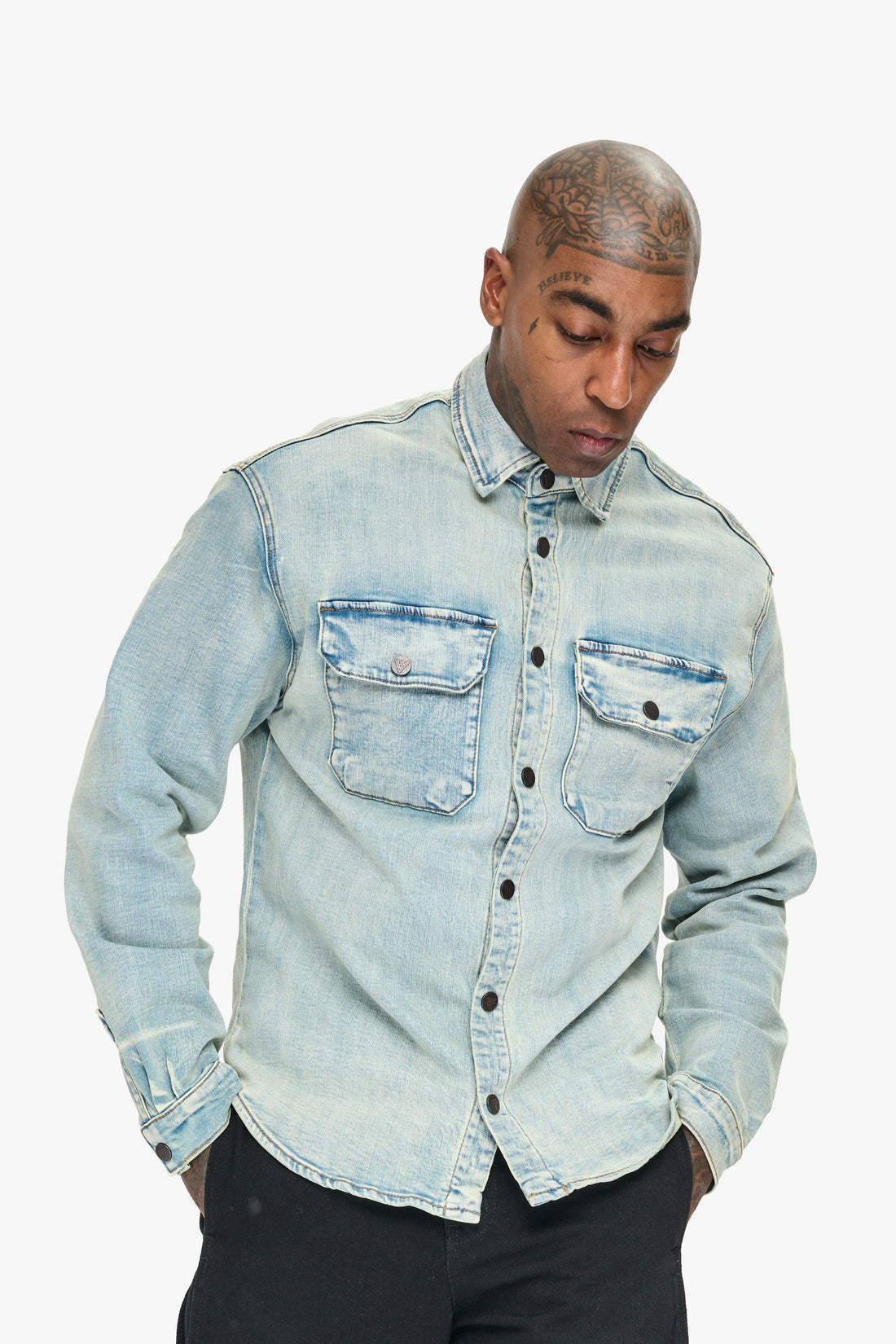 Mr.Button Down Light Wash