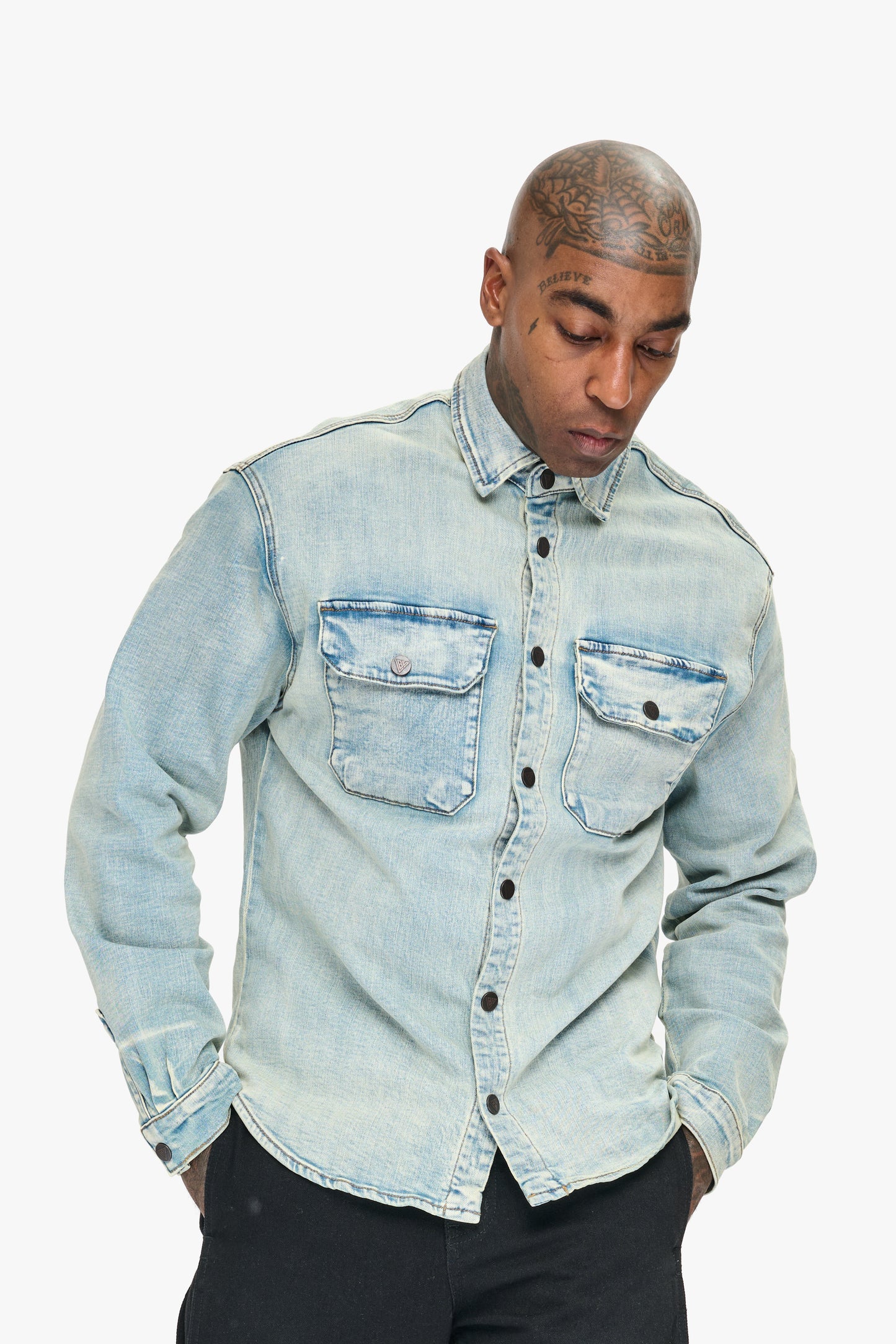 Mr.Button Down Light Wash