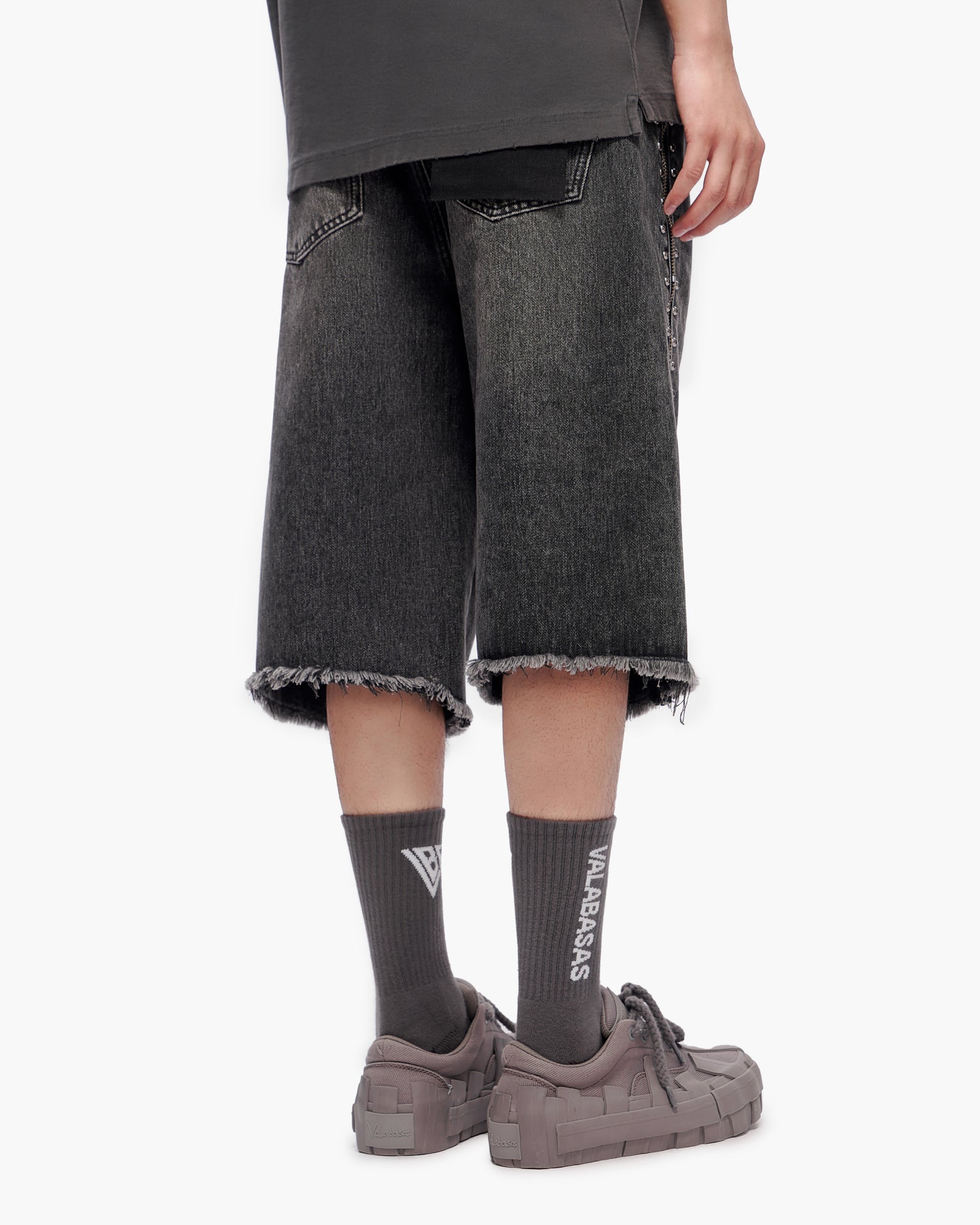 VALABASAS Chosen Jorts Grey Wash back right full-length view