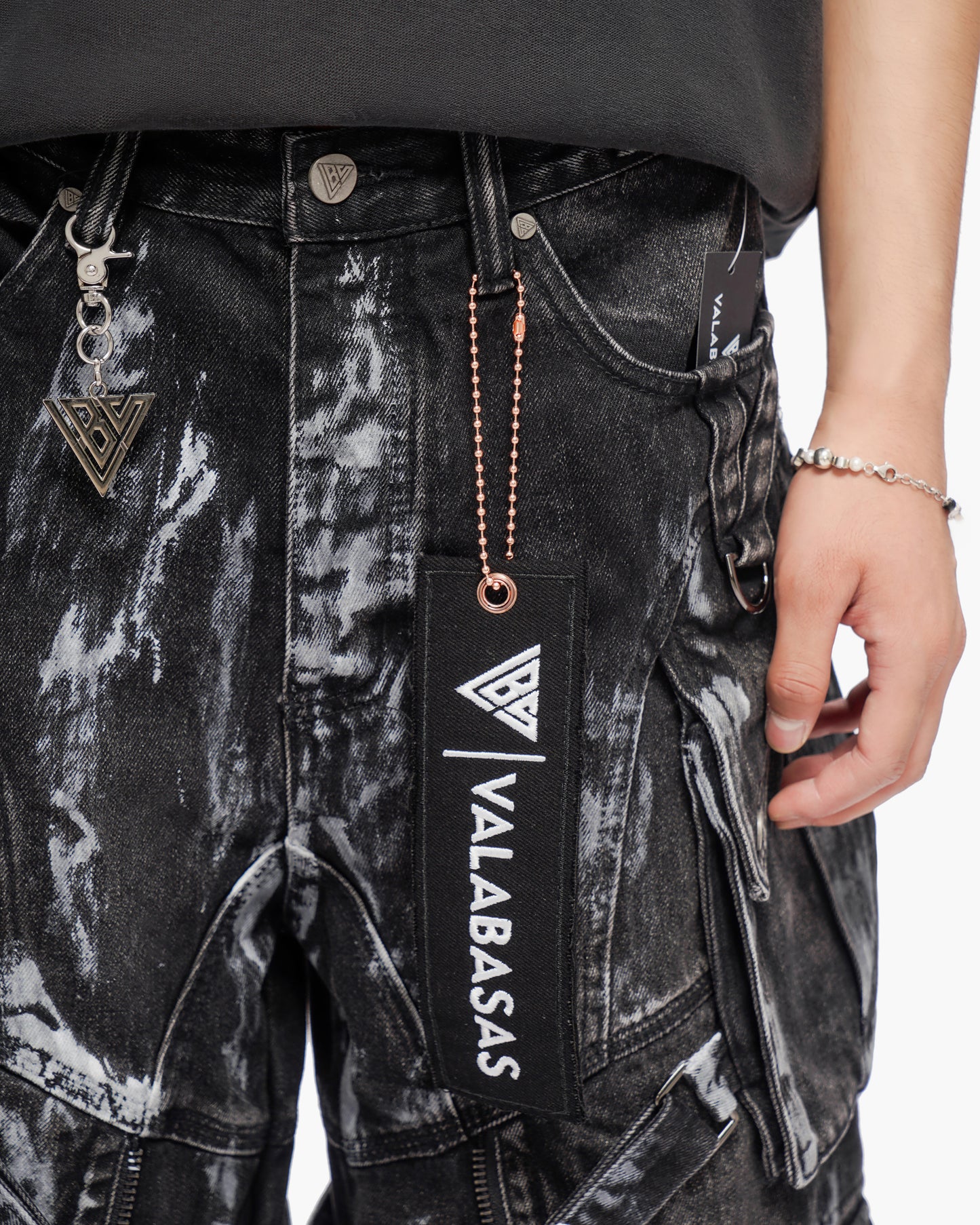 Osama Jorts Black