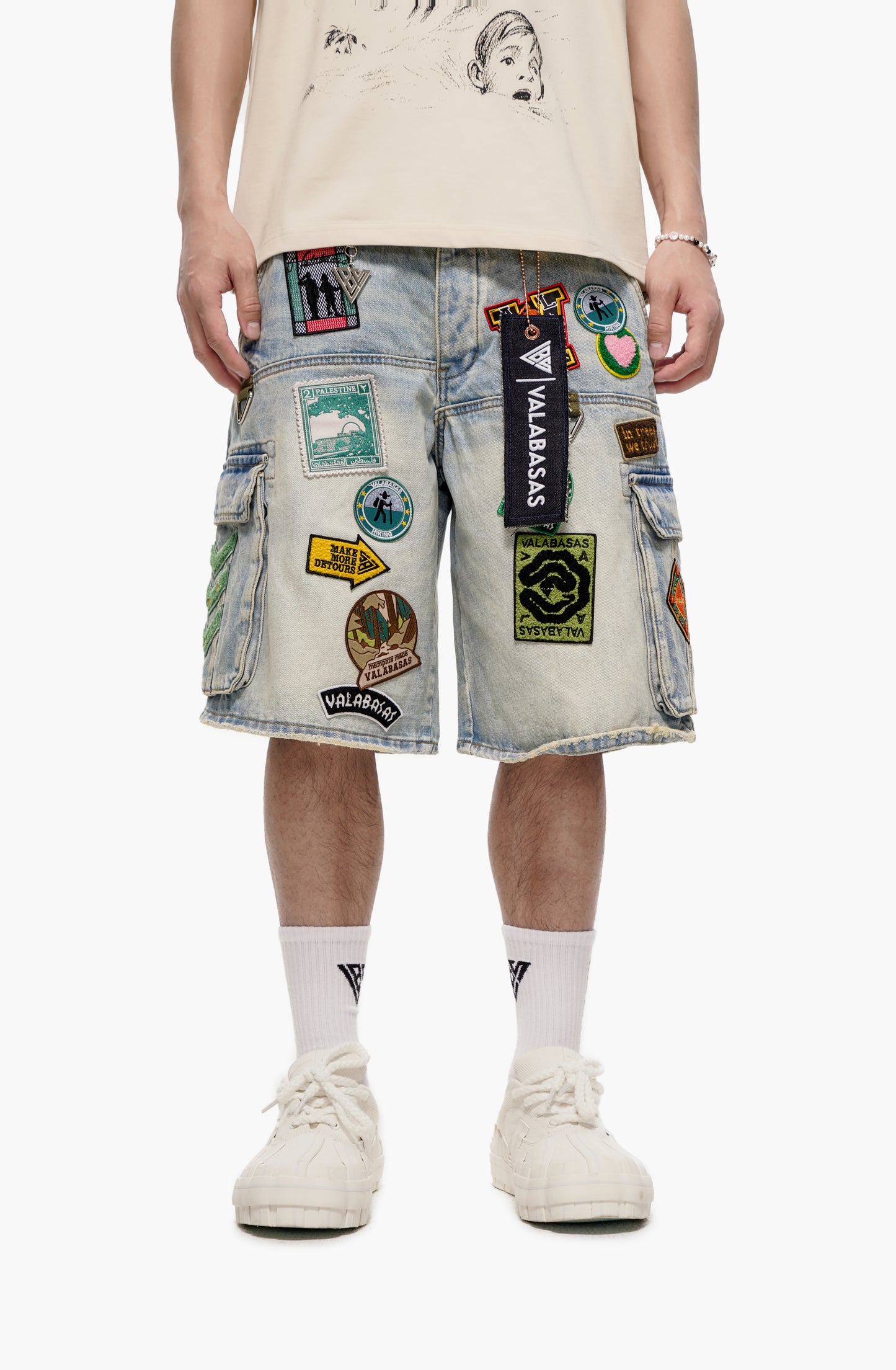 District Light Wash Jorts