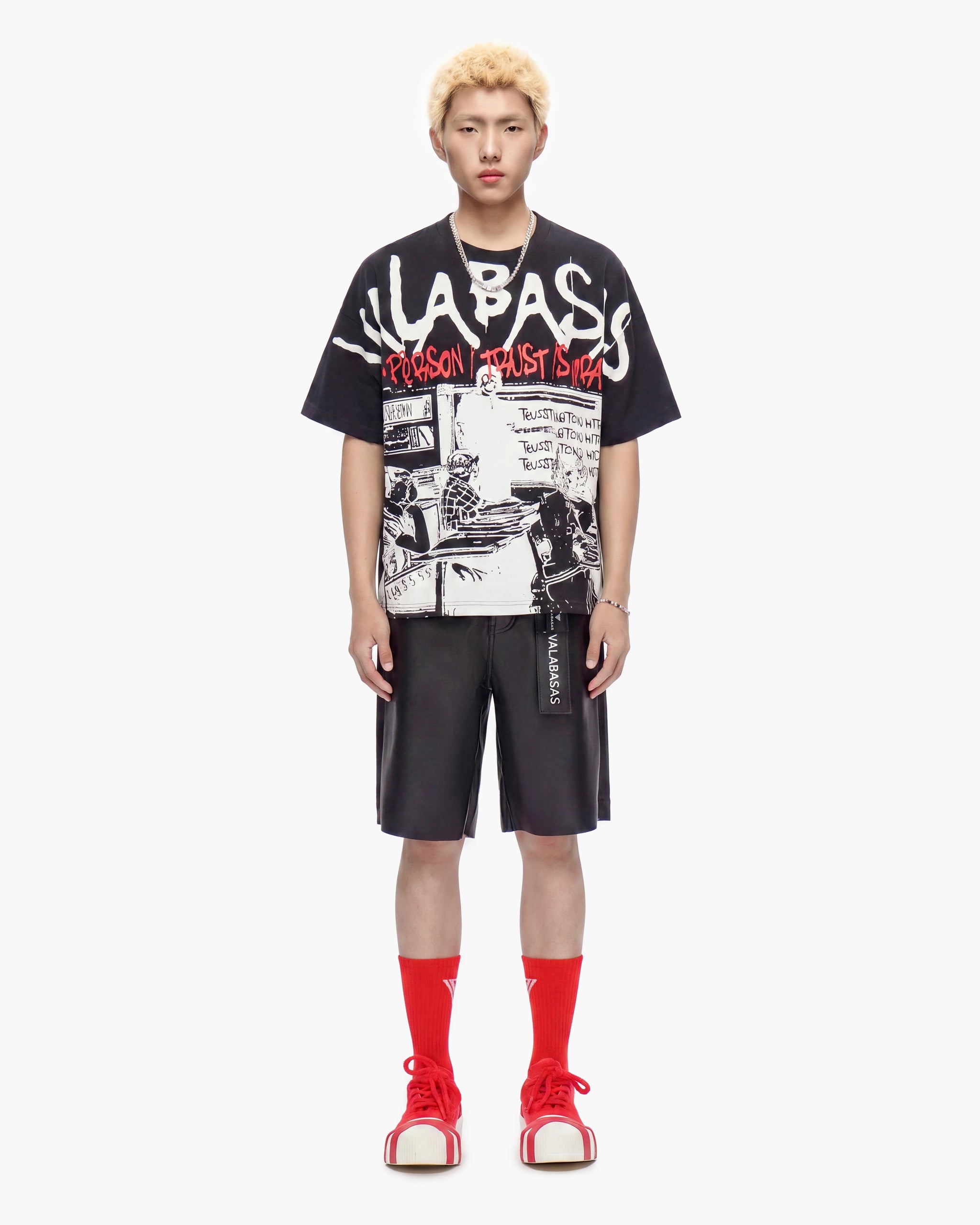 Granny Tee Black