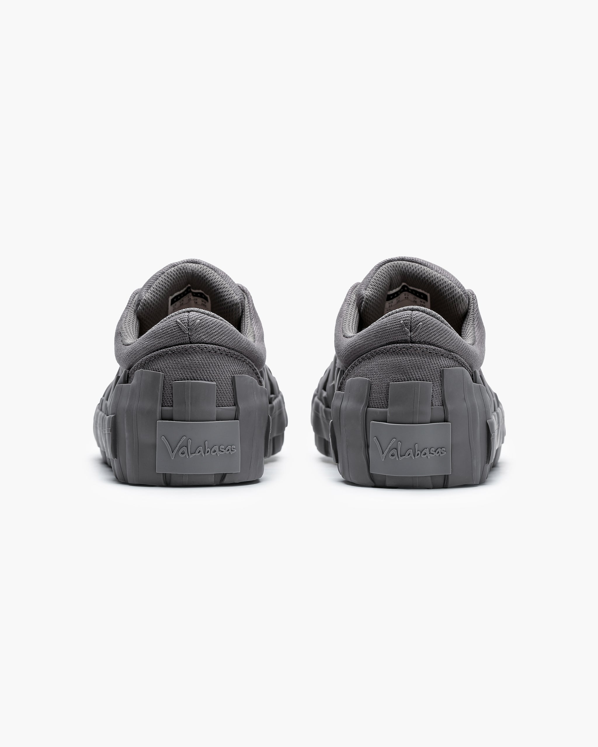 Yuratsu 100 Graphite Sneakers