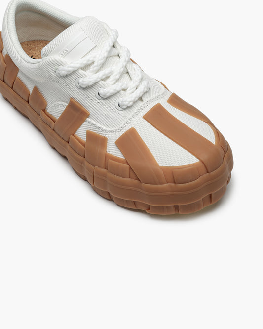 Yuratsu 100 White Gum Sneakers