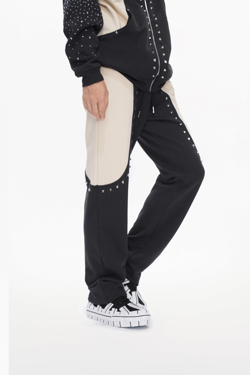 Chief Straight Fit Pants Black - Valabasas