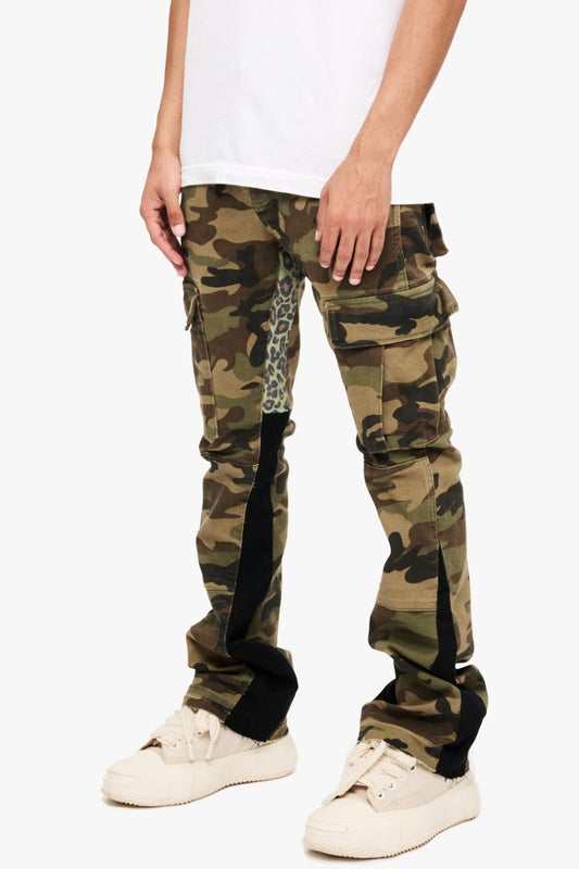 Commander 3.0 Stacked Flare Jean Camo - Valabasas
