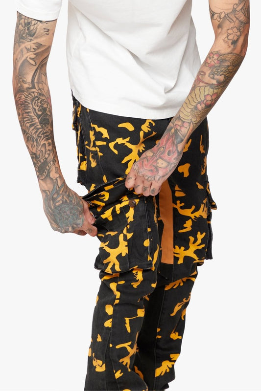 "COMMANDER " STACKED FLARE JEAN HORNET STRIKE - Valabasas