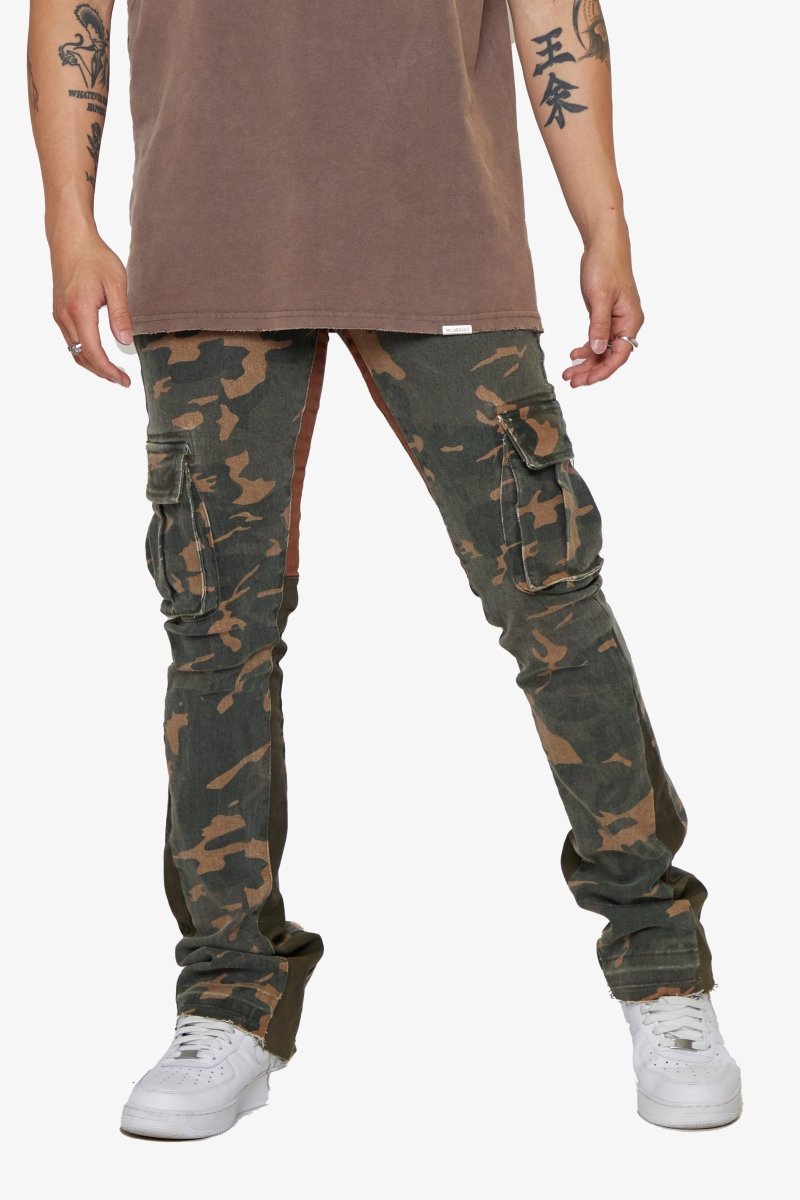 "COURAGE" STACKED FLARE JEAN OLIVE CAMO - Valabasas