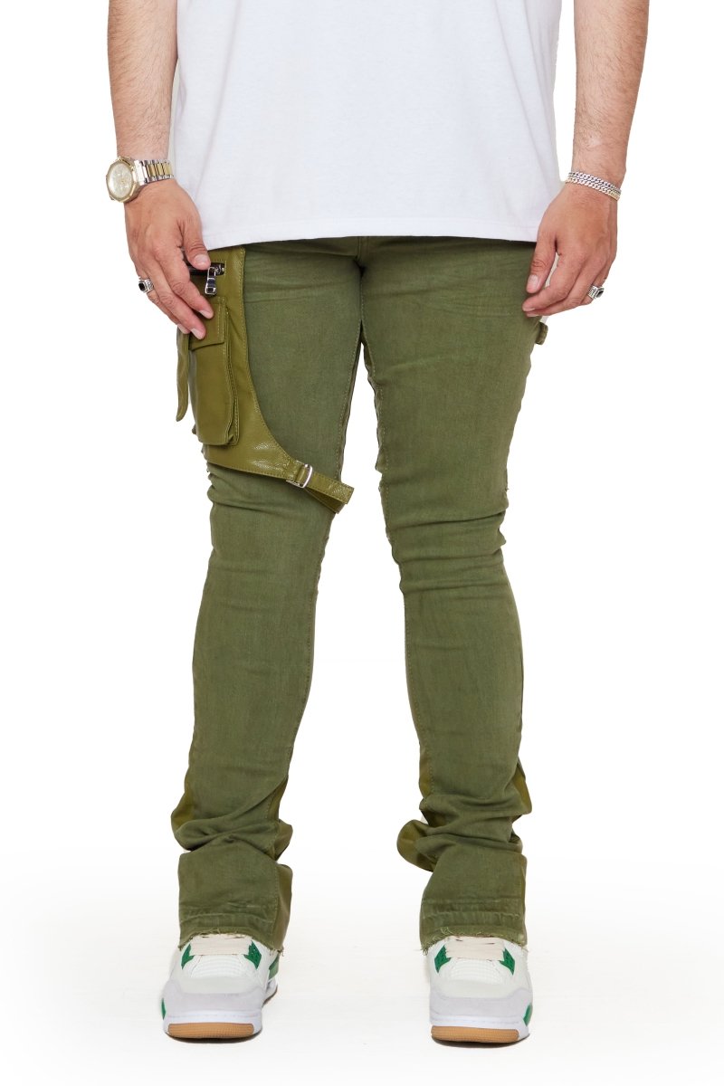"DAPPER” STACKED FLARE JEAN OLIVE WASHED - Valabasas