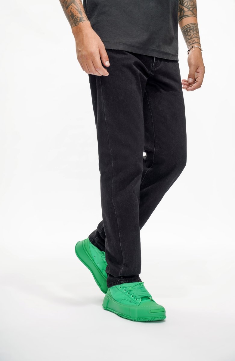 Different Straight Fit Jeans Black - Valabasas