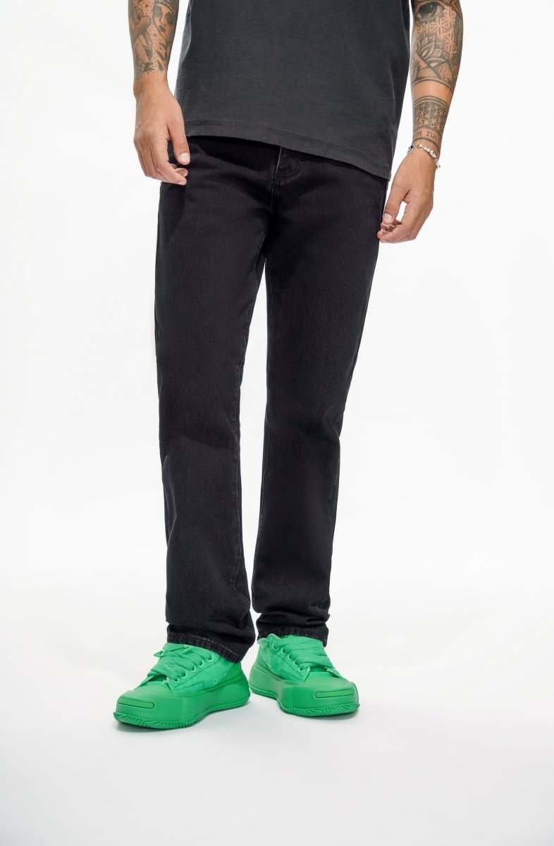 Different Straight Fit Jeans Black - Valabasas