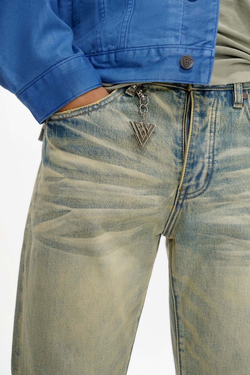 Different Vintage Wash Straight Jean - Valabasas