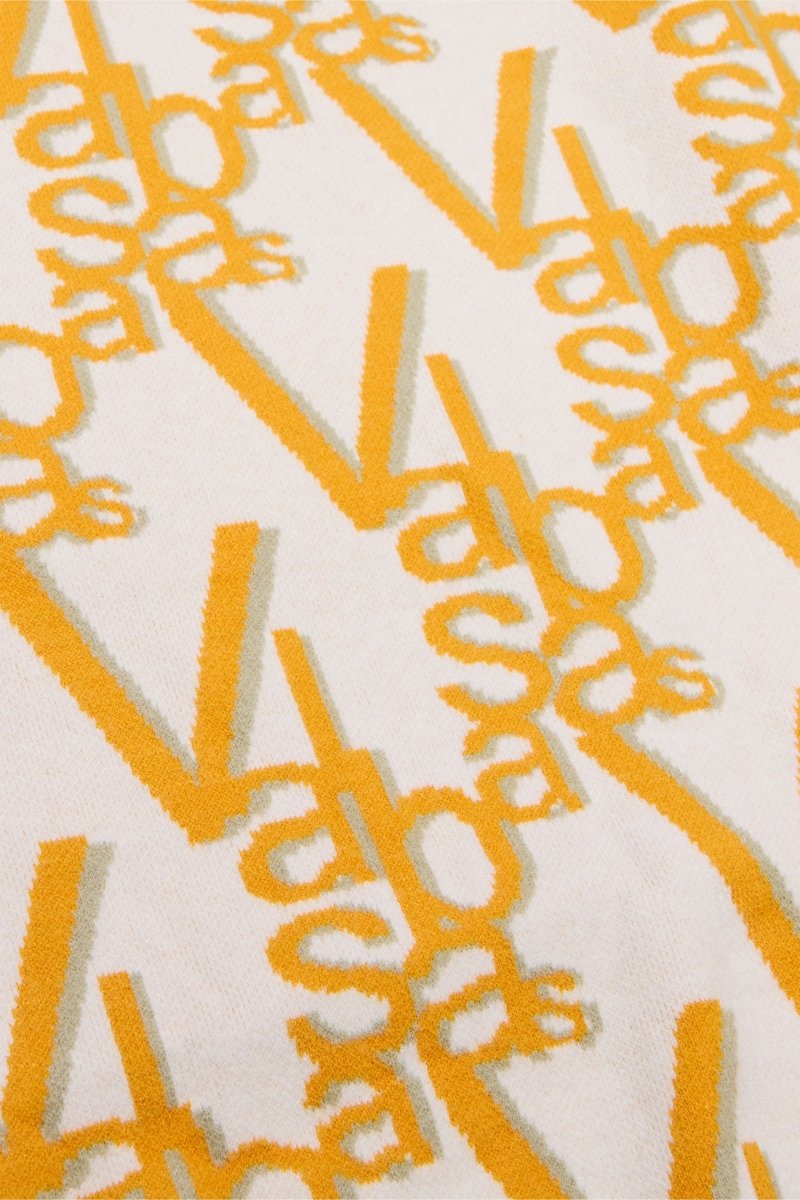 "ELYSIAN" TURTLE NECK CREAM CIRCLE - Valabasas