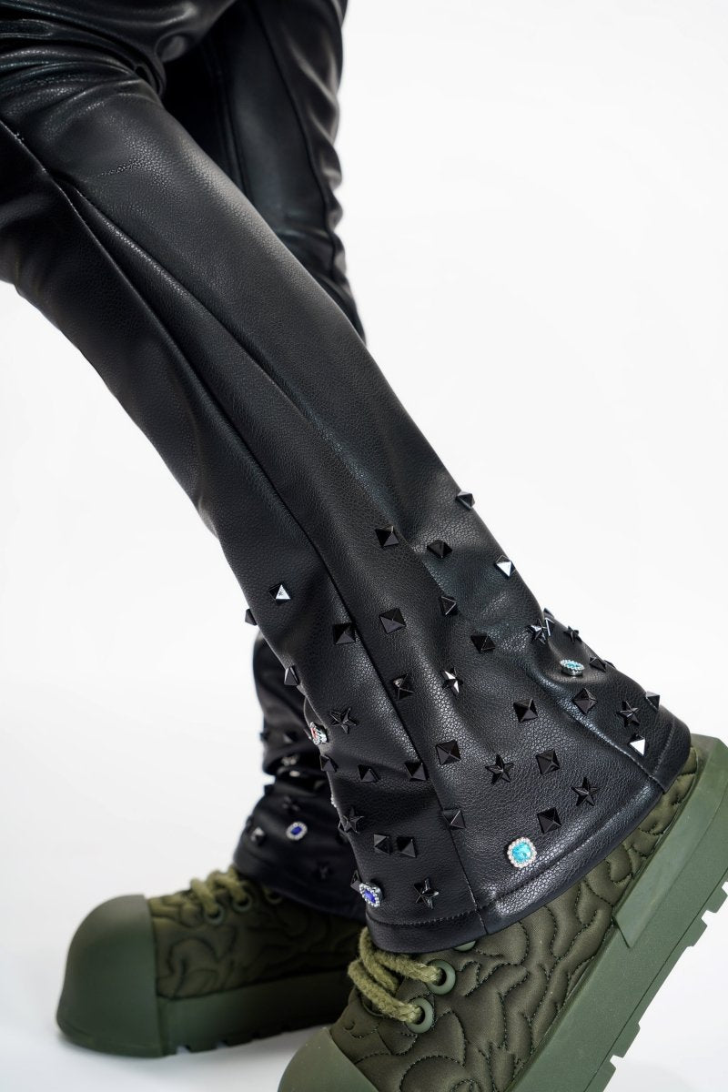 Ion Black Leather Stacked - Valabasas