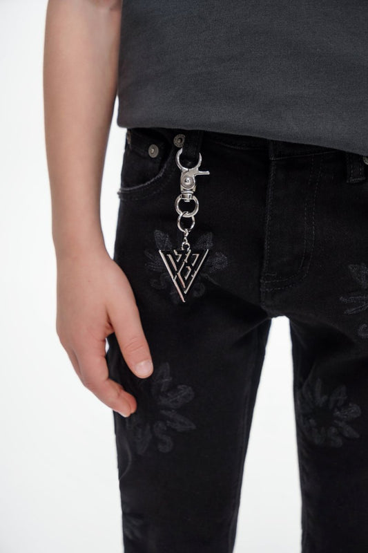 Kids Art Black Washed Stacked - Valabasas