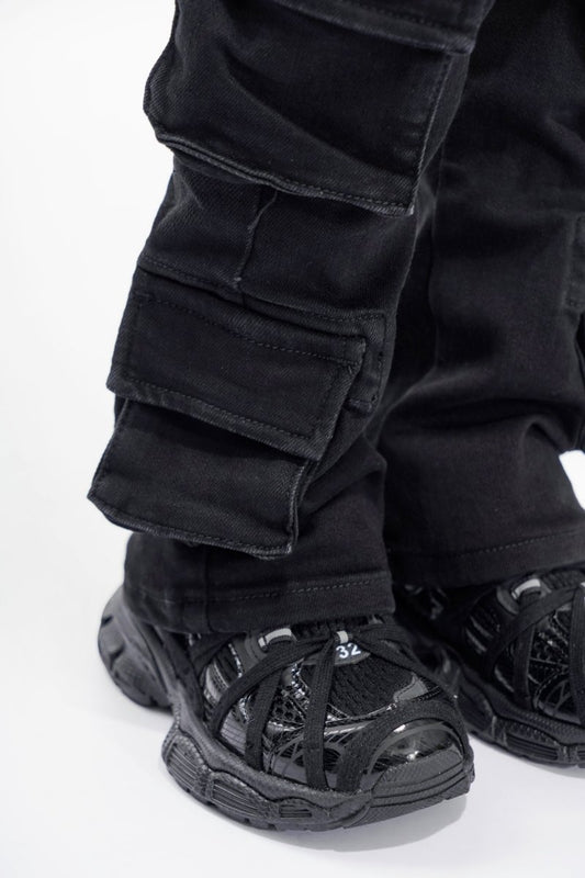 Kids Pinnacle Black Stacked - Valabasas