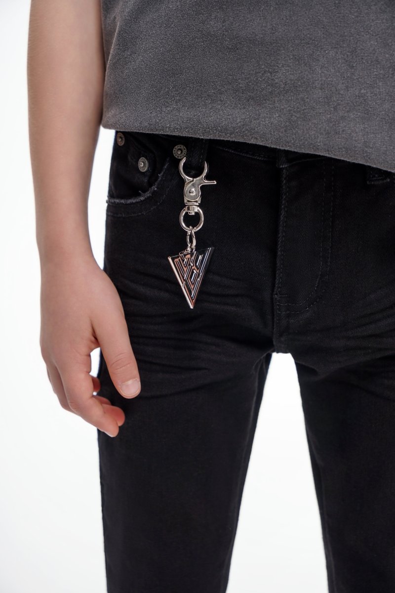 Kids Streamline Black Stacked - Valabasas