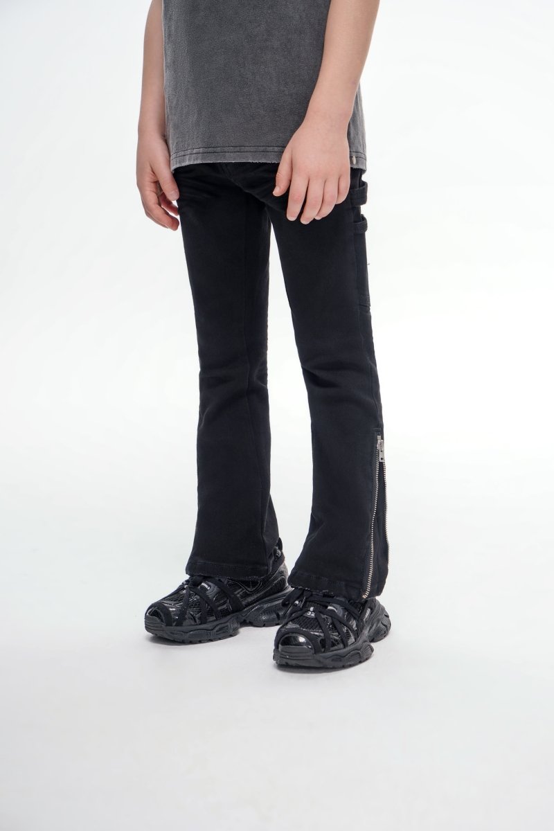 Kids Streamline Black Stacked - Valabasas