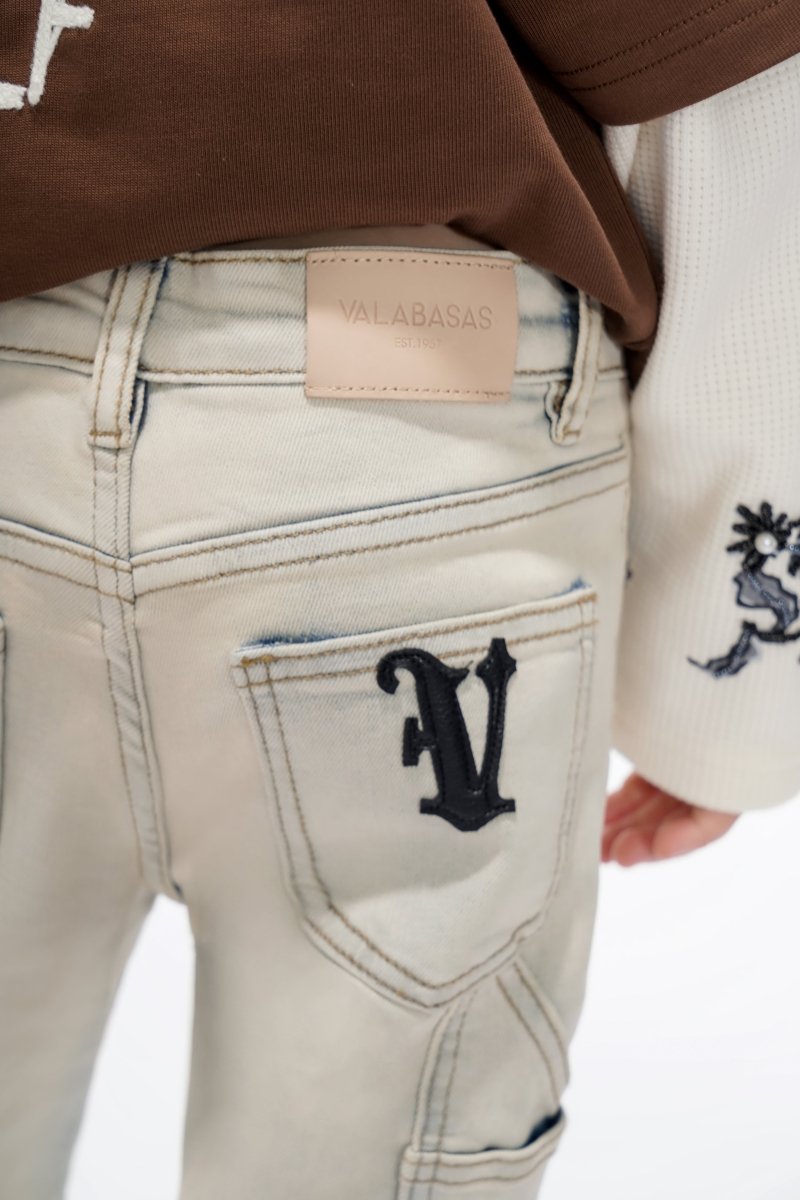 Kids V - Minimal Light Blue Stacked - Valabasas