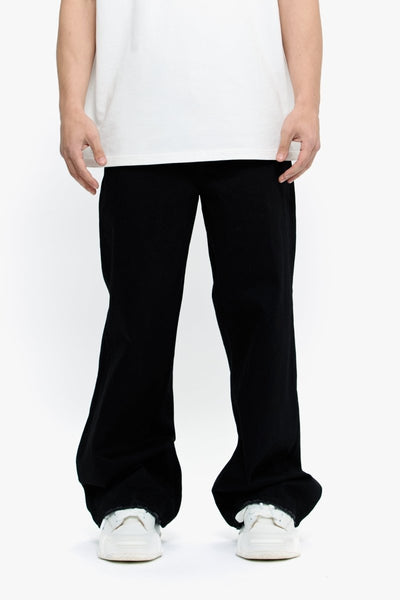 Mr. Baggy Black – Valabasas