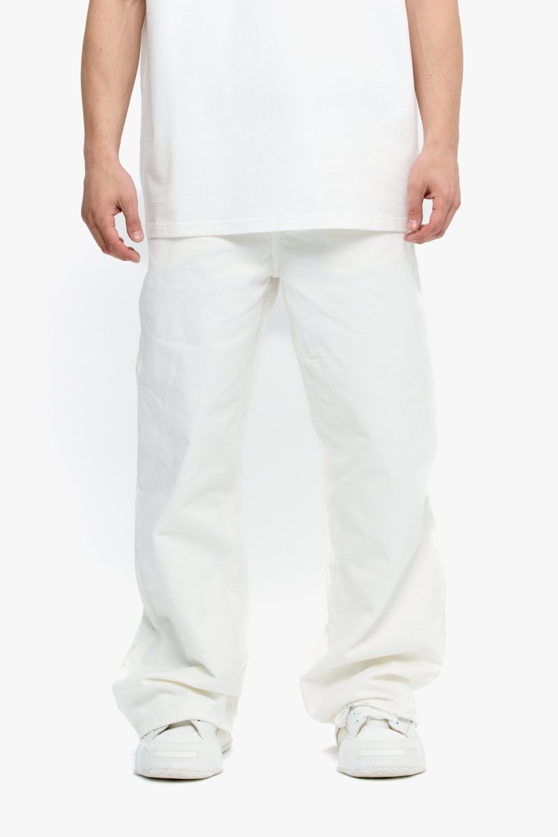 Mr. Baggy White - Valabasas