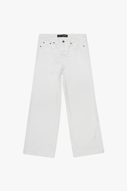 Mr. Baggy White - Valabasas