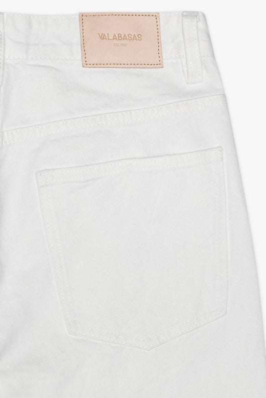 Mr. Baggy White - Valabasas