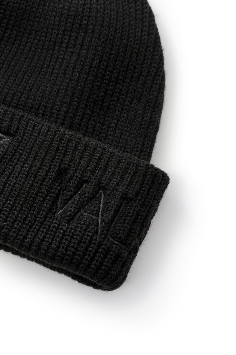 Mr.Beanie Black – Valabasas