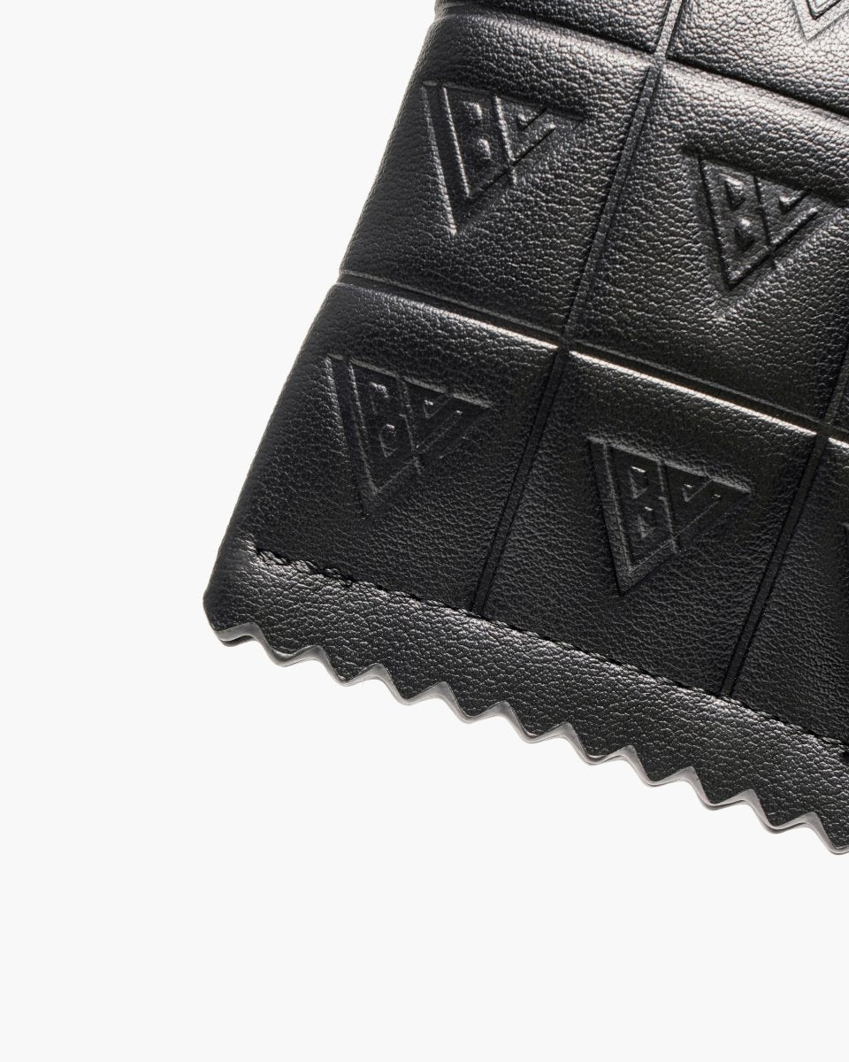 Ornament Black Keychain - Valabasas