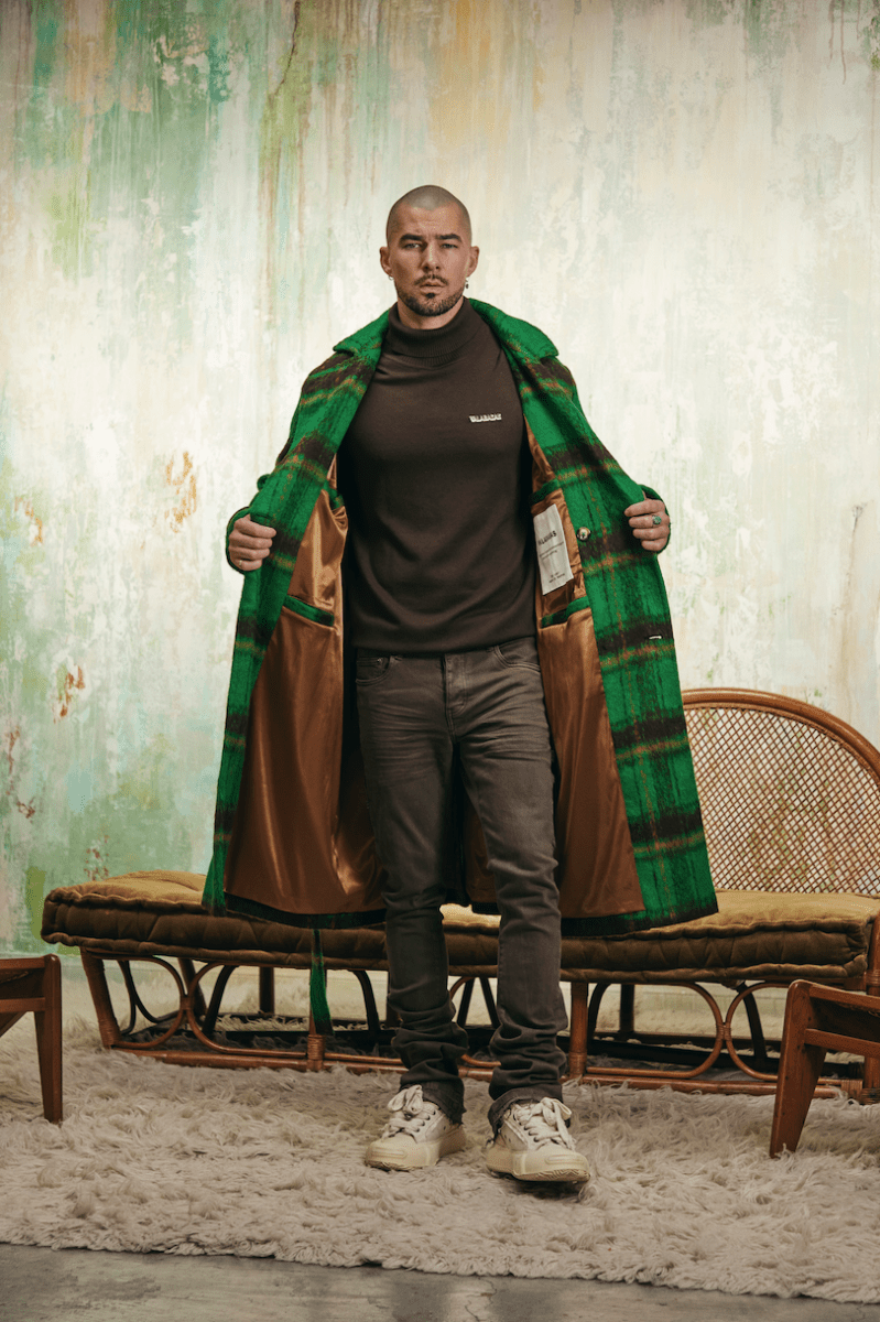 "PRESTANZA" TURTLE NECK TEE BURNT BROWN - Valabasas