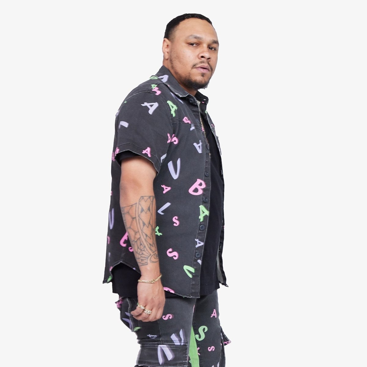 "PUZZLE" BLACK V CAMO BUTTON DOWN