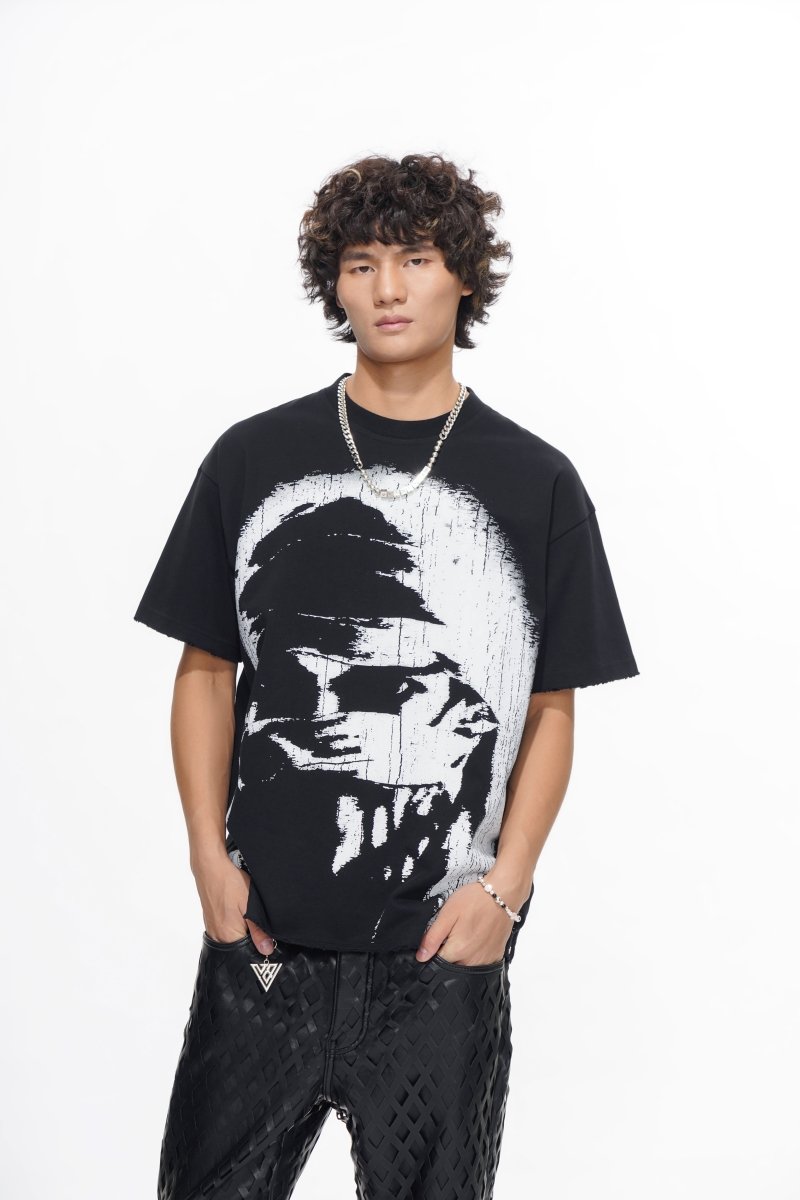 Resistance Black Tee - Valabasas