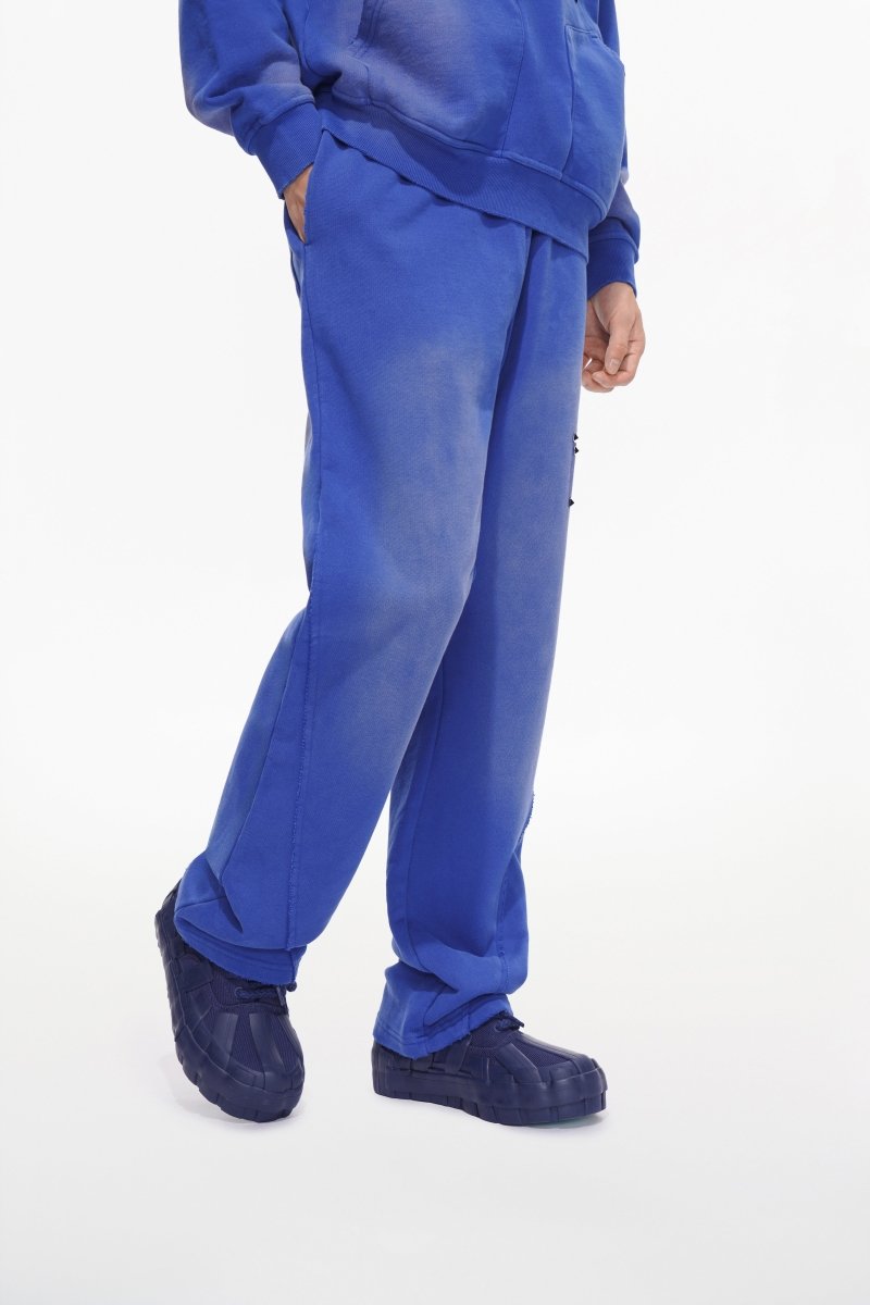 Stand Blue Pants - Valabasas
