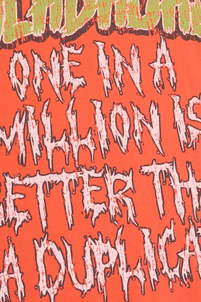 "STAY WEIRD" TEE VINTAGE ORANGE - Valabasas