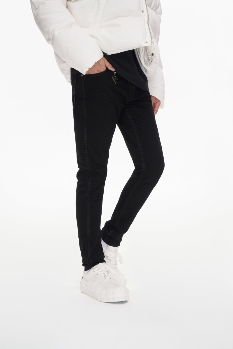 Suite Skinny Black – Valabasas