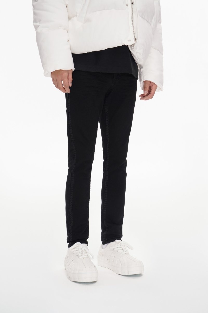 Suite Skinny Black - Valabasas