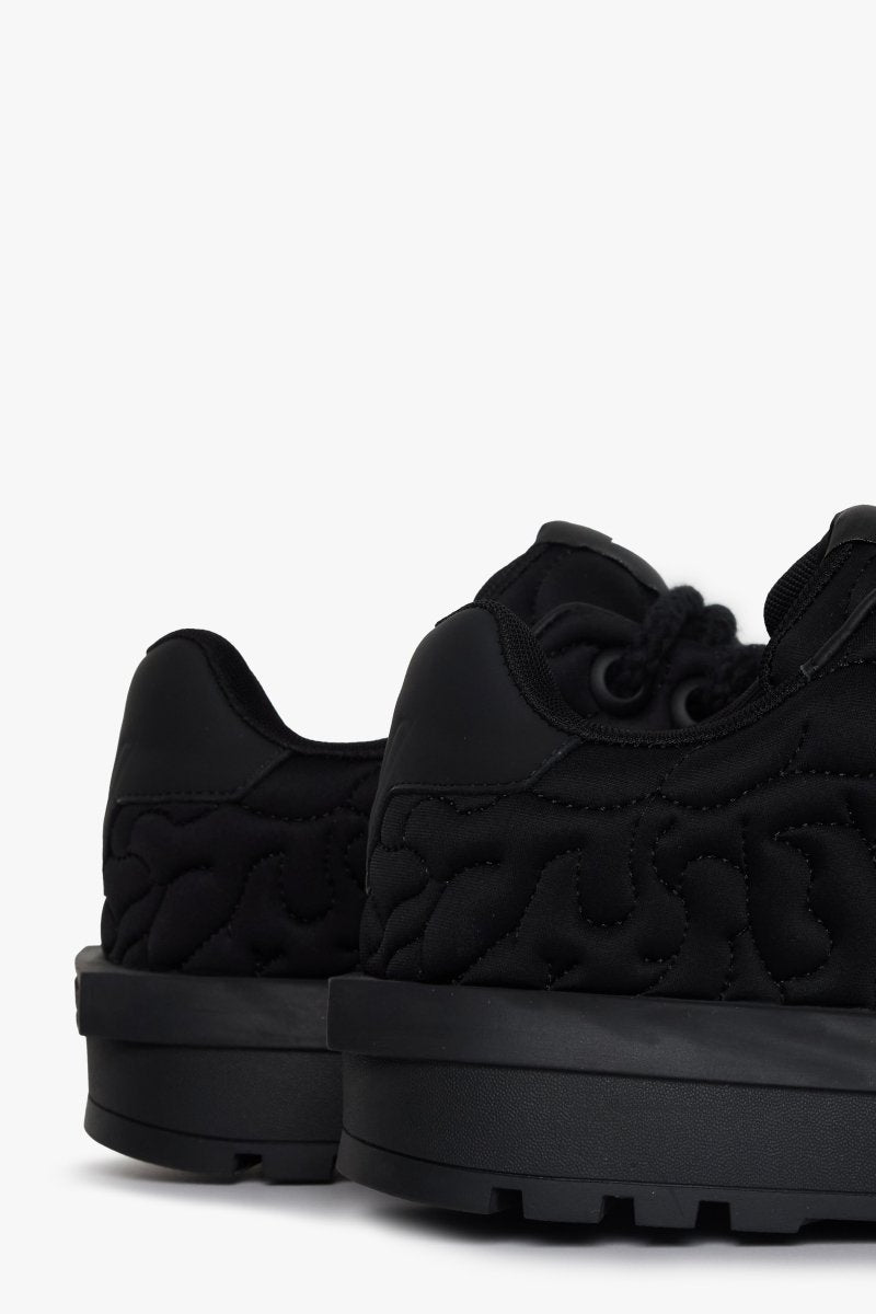 The Goliath 300 Shoes Black - Valabasas