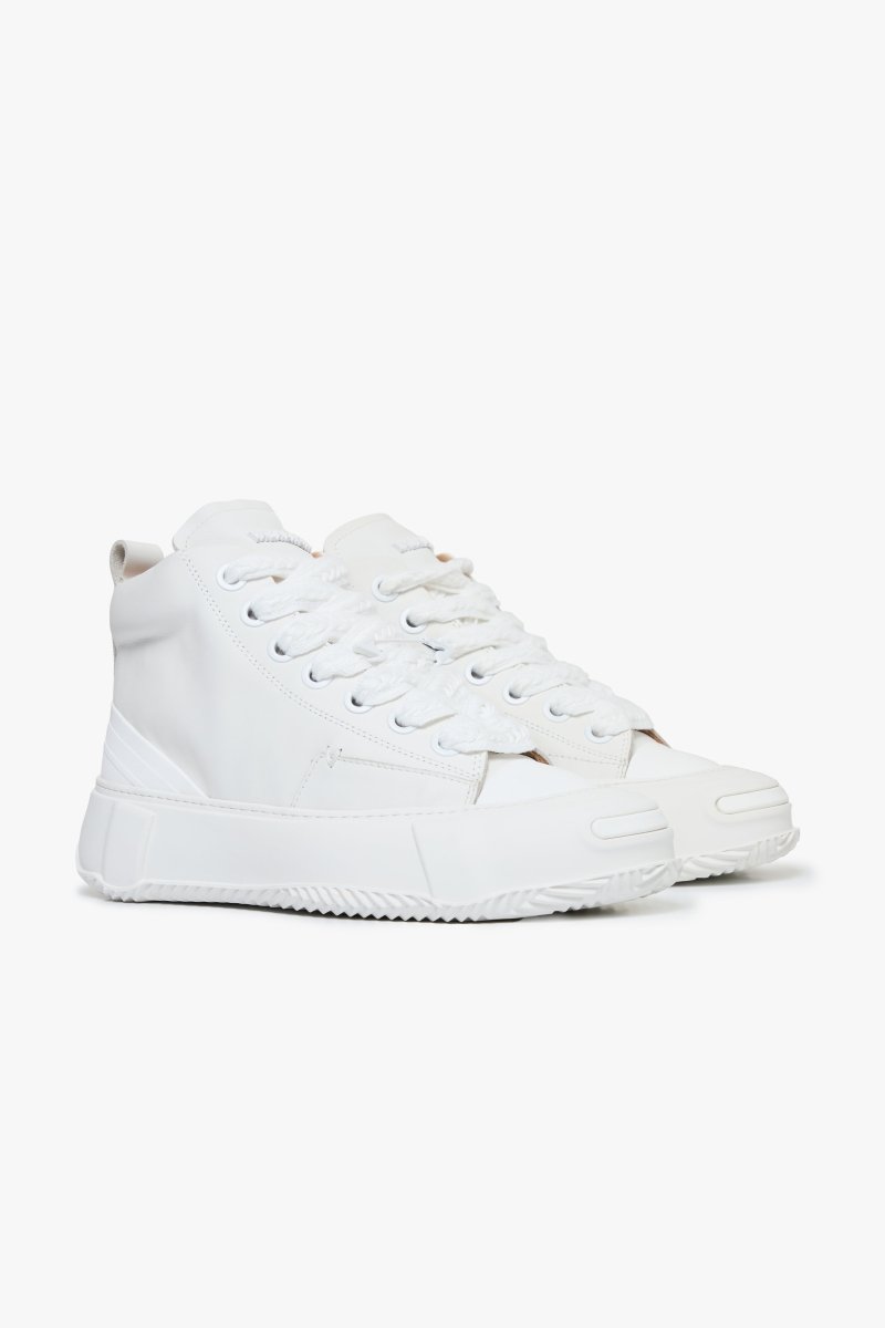 The Vision 200 High White - Valabasas