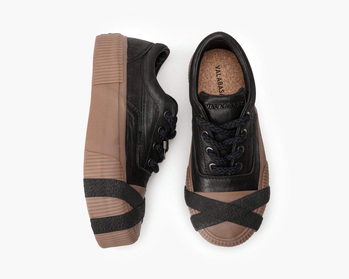 valabasas スニーカー Twisted Metal Black Gum Shoes – Valabasas