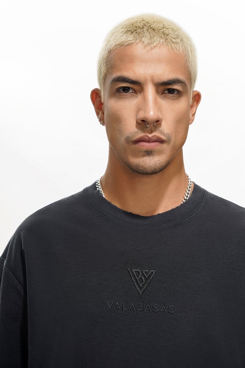 VLOGO Black Tee - Valabasas